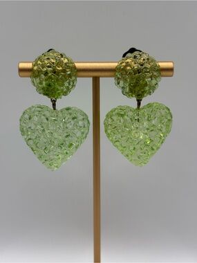 Vintage Germany green textured plastic heart clip on earrings